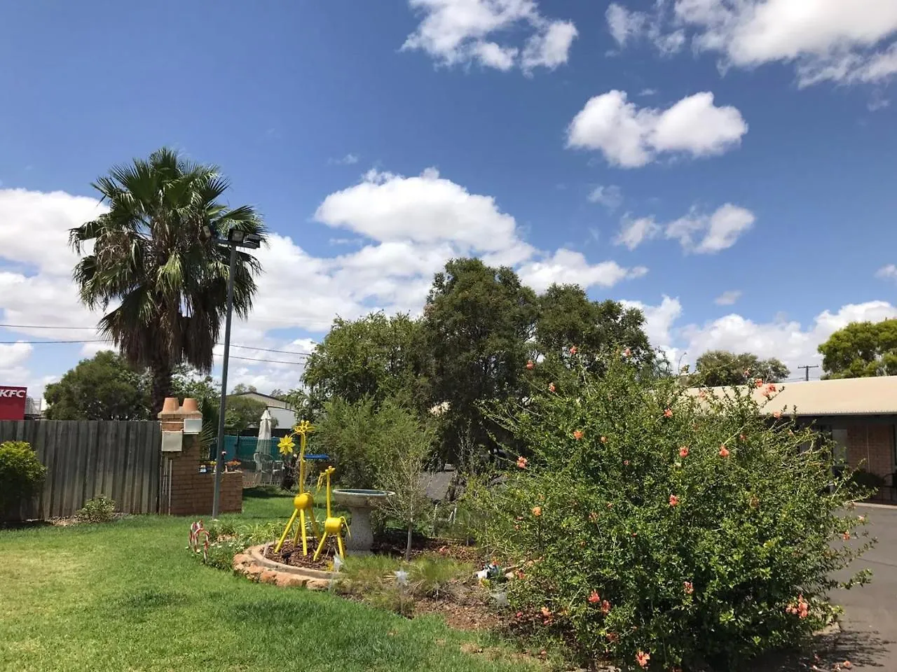רומא Mandalay Motel